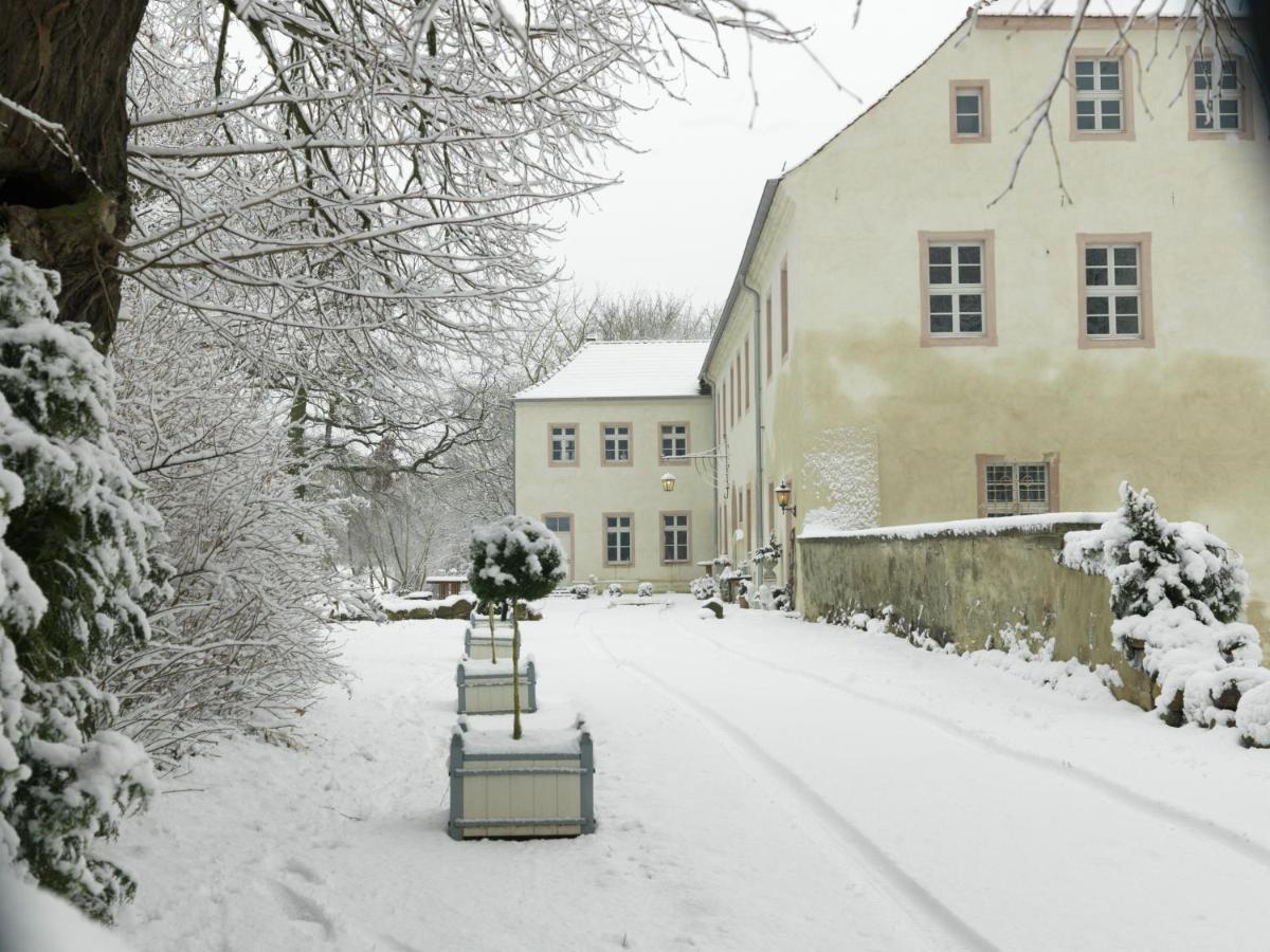 Event- Kultur & B&B Kunst Schloss Neuenhagen Uebernachten Im Denkmal 巴特弗赖恩瓦尔德 外观 照片